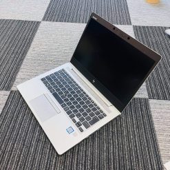 HP Elitebook 830 G5 / i5-7200U (~3.10Ghz) / RAM 8GB DDR4 / SSD 256GB / 13.3” FULL HD IPS