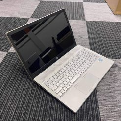 HP Pavilion 15 / i5-8250U (~3.4Ghz) / 15.6” FHD IPS / RAM 8GB / SSD 256GB / VGA Intel® UHD Graphics 620