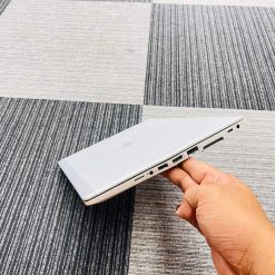 HP Elitebook 830 G5 2020 / i5-8350U (~3.60Ghz) / 13.3” FULL HD IPS 120Hz Face ID / RAM 8GB / SSD 256GB