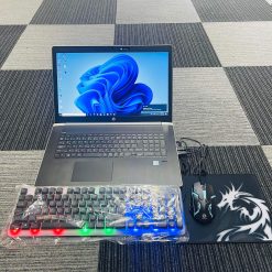 HP Probook 470 G5 / i5-8250U (~3.4Ghz) / NVIDIA GeForce® 930MX (2GB) / 17.3” HD+ LED BACKLIT / RAM 8GB / SSD 256GB