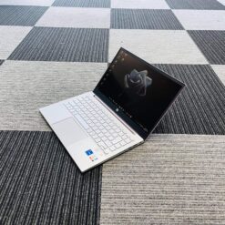 HP Laptop 14 2021-2022 / i5-1135G7 (~4.20Ghz) / 14” FULL HD IPS TOUCH Screen / Intel® Iris® Xe Graphics / RAM 8GB / SSD 512GB