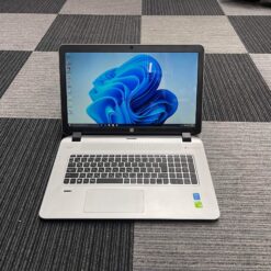 HP Envy 17 / i7-5500U (~3.0Ghz) / NVIDIA GeForce® 840M (2GB) / 17.3” FULL HD / RAM 8GB / SSD 256GB