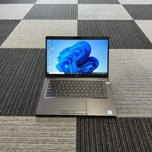 DELL Latitude 5300 TOUCH ID / i5-8365U (~4.10Ghz) / RAM 8GB / SSD 256GB / Intel® UHD Graphics 620