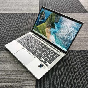HP Elitebook 830 G8 / i7-1165G7 (~4.70Ghz) / RAM 16GB / SSD 512GB NVMe / 13.3” FULLl HD (1920 x 1080)