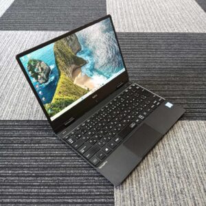 NEC VKT13HZG4 Japan / i5-8200Y (~3.90GHz) / RAM 8GB / SSD 128GB / 13.3” FULL HD